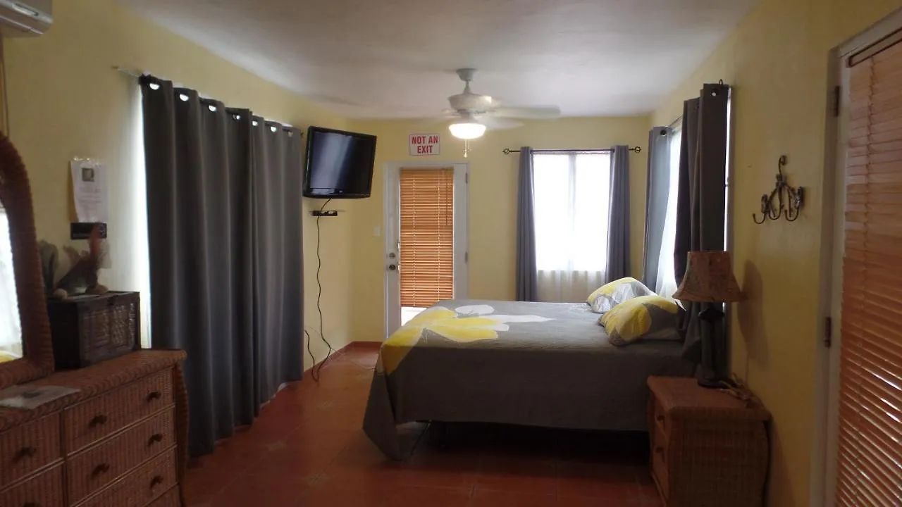 Isla Hermosa Guesthouse Vieques